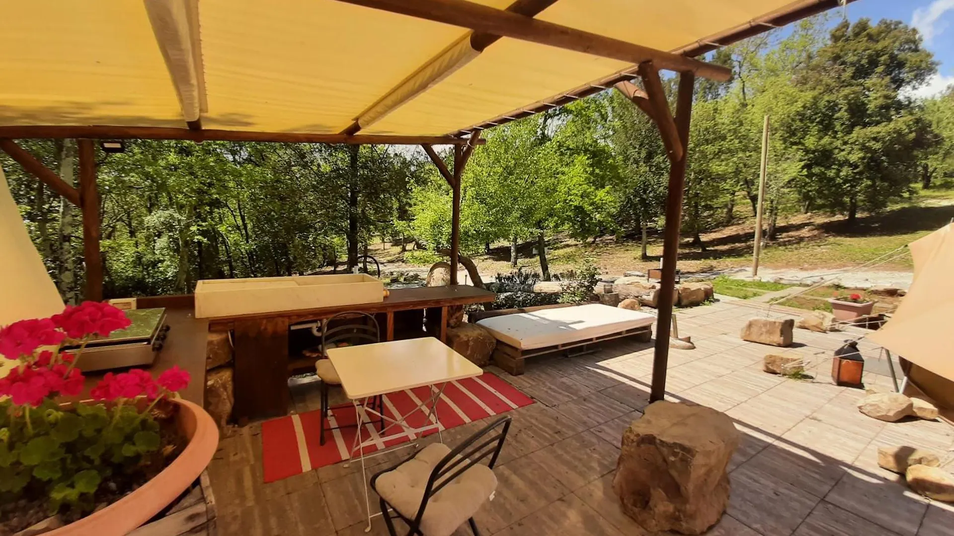 Luxury tent Glamping Serraiola Alta Frassine