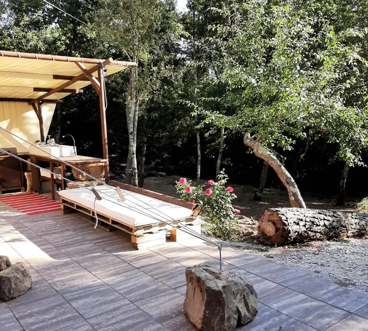 Luxury tent Glamping Serraiola Alta Frassine Italy