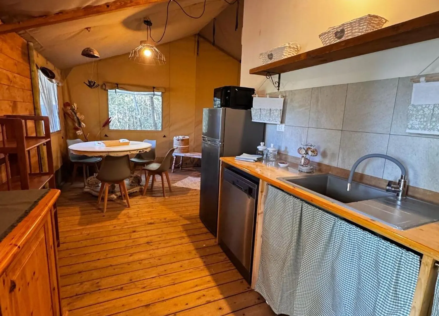 Glamping Serraiola Alta Frassine Italy