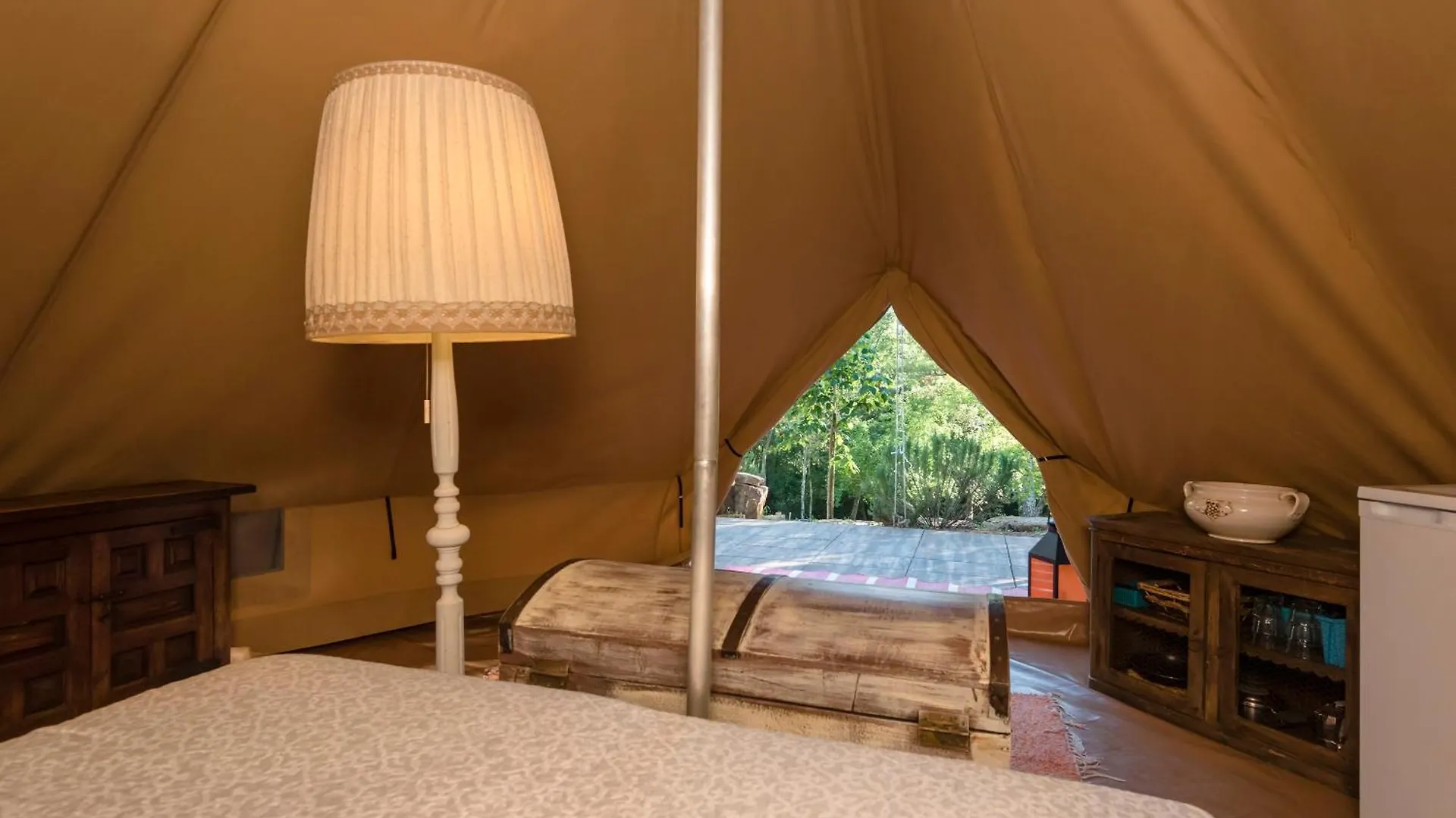Glamping Serraiola Alta Frassine Luxury tent